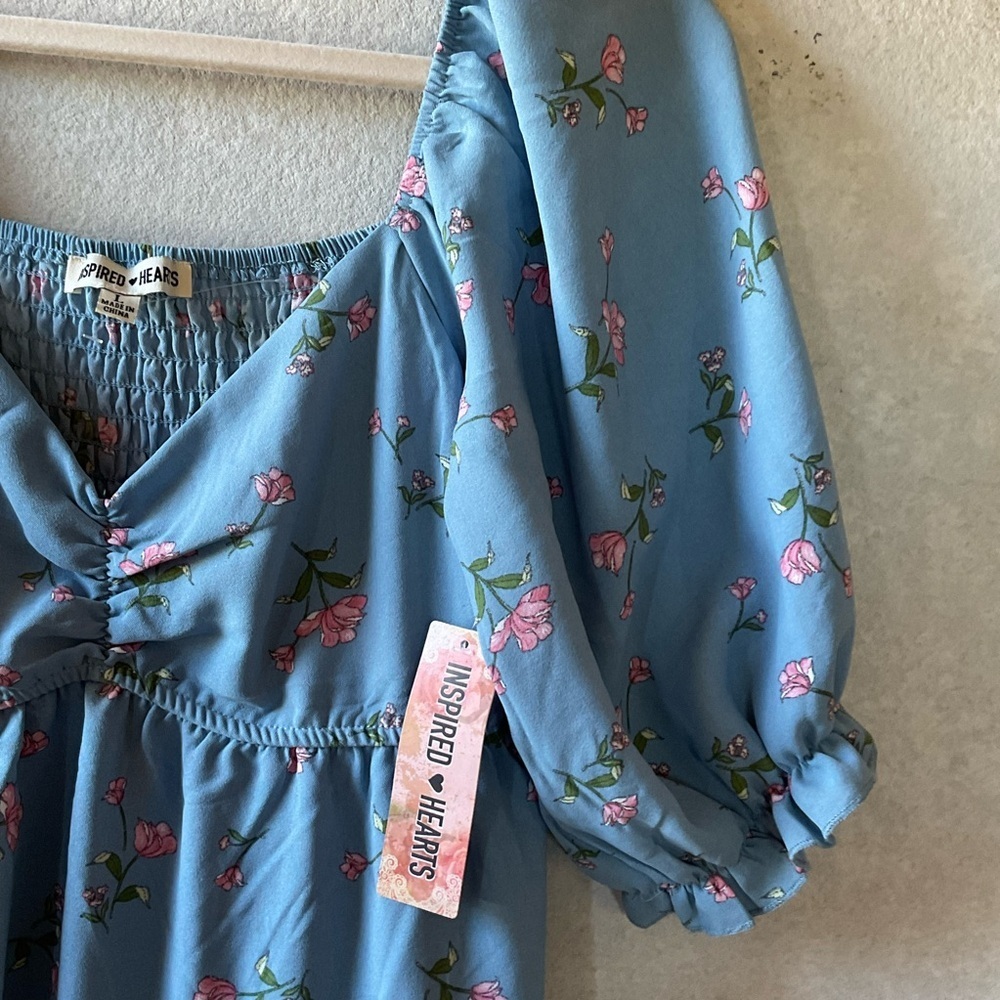 Inspired Hearts Floral Blue Dress. NWT Tiered skirt. Puffy sleeves. Size L. - Picture 3 of 9